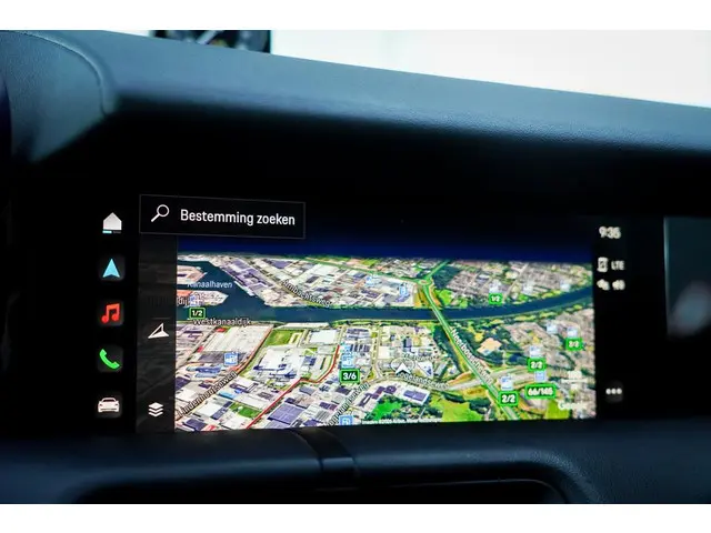 Porsche Taycan Performance 84 kWh 2021 Elektrisch 55