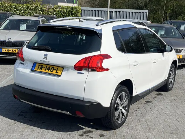 Peugeot 2008 3