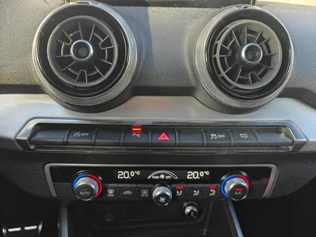 Audi Q2 35 TFSI S Edition 2021 Benzine 22