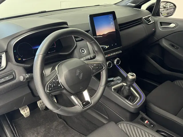 Renault Clio 1.0 TCe 90 GPF esprit Alpine 2024 Benzine 14