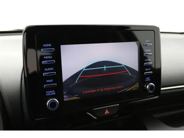 Toyota Yaris 1.5 Hybrid Dynamic 2022 Hybride Benzine 9