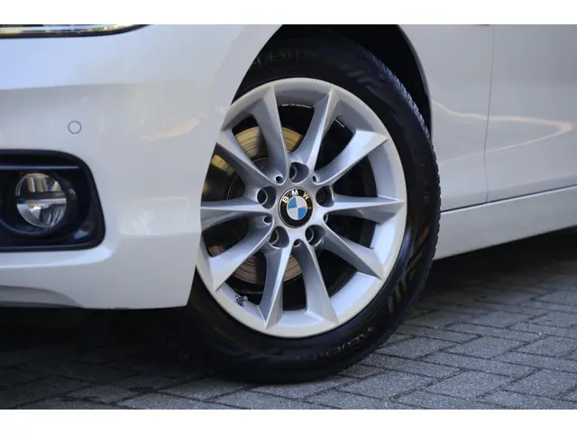 BMW 1 Serie 118i Corporate Lease Executive 2018 Benzine 8