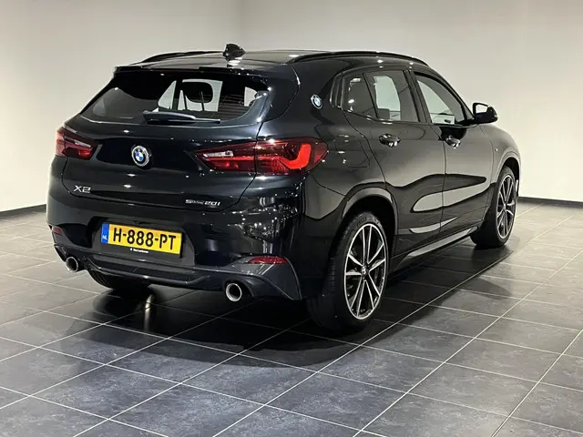 BMW X2 sDrive20i High Executive Edition 2020 Benzine 2