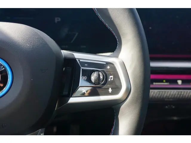 BMW i5 M60 2024 Elektrisch 16
