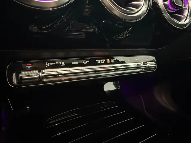 Mercedes-Benz A-Klasse 200 Premium Plus 2021 Benzine 34