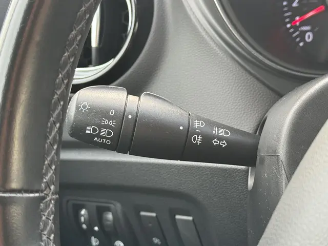 Renault Captur TCe 150 EDC Intens 2019 Benzine 17