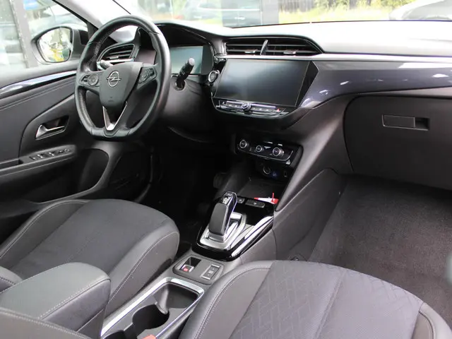 Opel Corsa-e Elegance 50 kWh 2020 Elektrisch 3