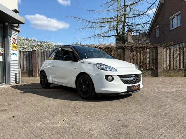 Opel ADAM 1.2 2013 Benzine 3