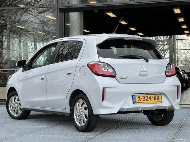 Mitsubishi Space Star 1.2 Dynamic 2024 Benzine 6