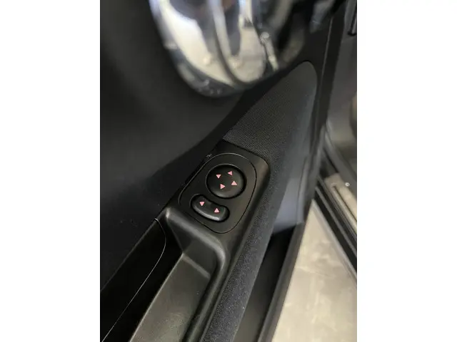 Fiat 500 1.0 Hybrid Dolcevita 2024 Hybride Benzine 17