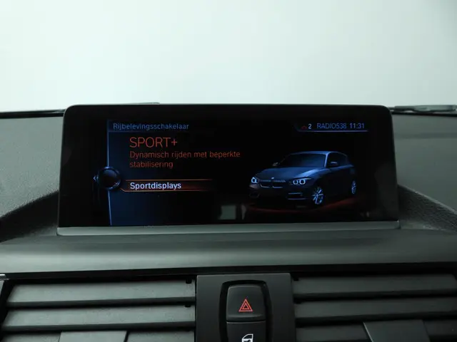 BMW 1 Serie 5-deurs 118i 2017 Benzine 34