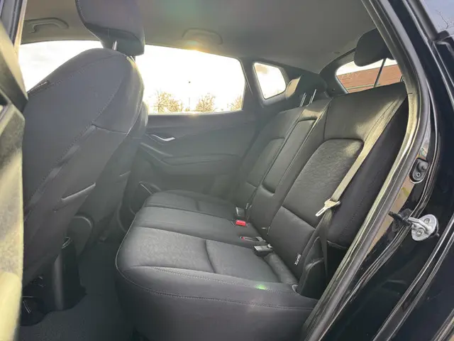 Hyundai ix20 1.4i Go! 2018 Benzine 12