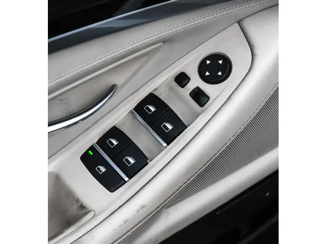 BMW 5 Serie 550i MOTOR PROBLEEM electronic 2013 Benzine 29