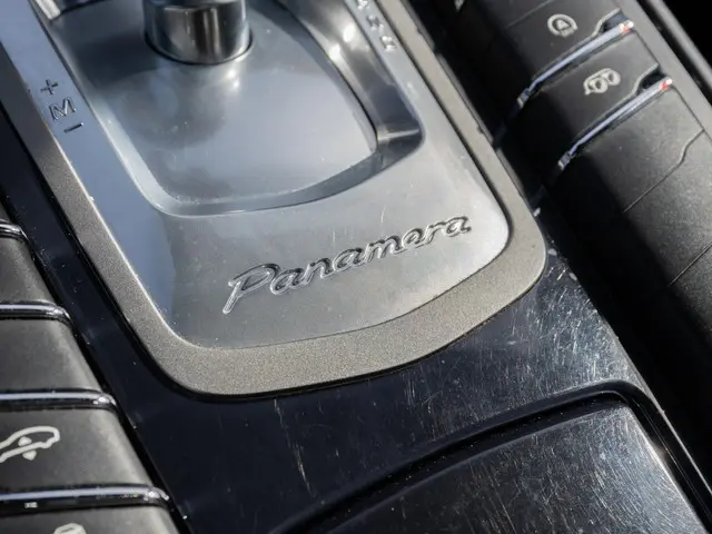 Porsche Panamera 3.0 4S 2015 Benzine 35