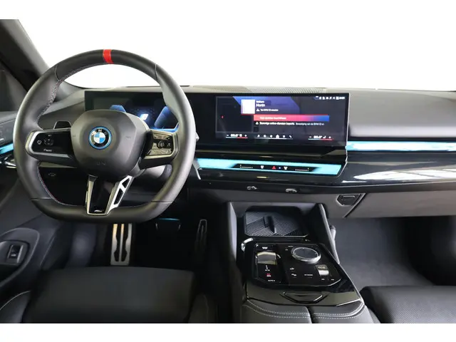 BMW i5 M60 xDrive 2024 Elektrisch 10