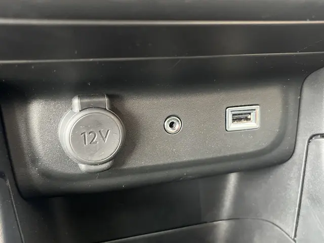 Citroën C3 PureTech 82 Feel Edition 2018 Benzine 21