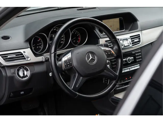 Mercedes-Benz E-Klasse E200 Avantgarde 2013 Benzine 6
