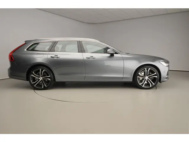 Volvo V90 2.0 T5 Momentum 2017 Benzine 4