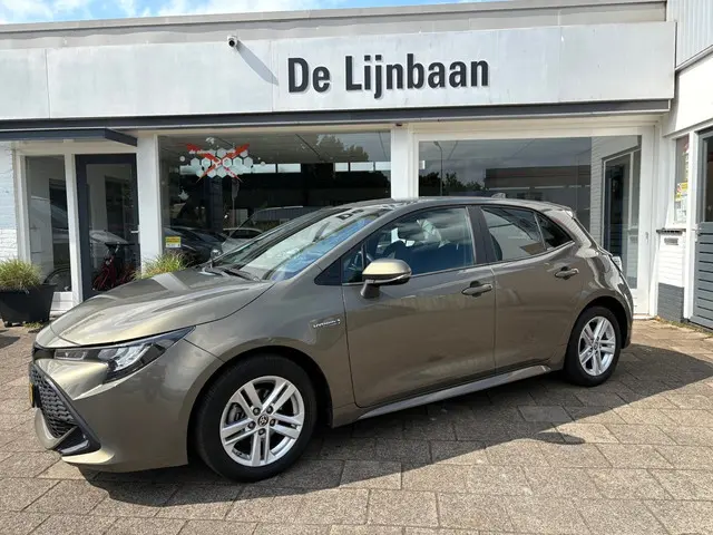 Toyota Corolla 1.8 Hybrid Active 2020 Hybride Benzine 2