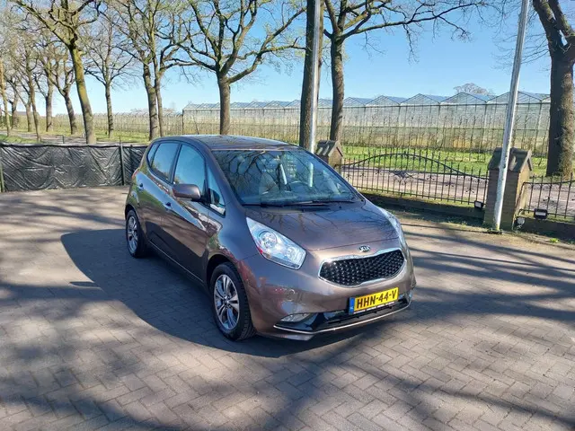 Kia Venga 1.6 CVVT automaat 2016 Benzine 5