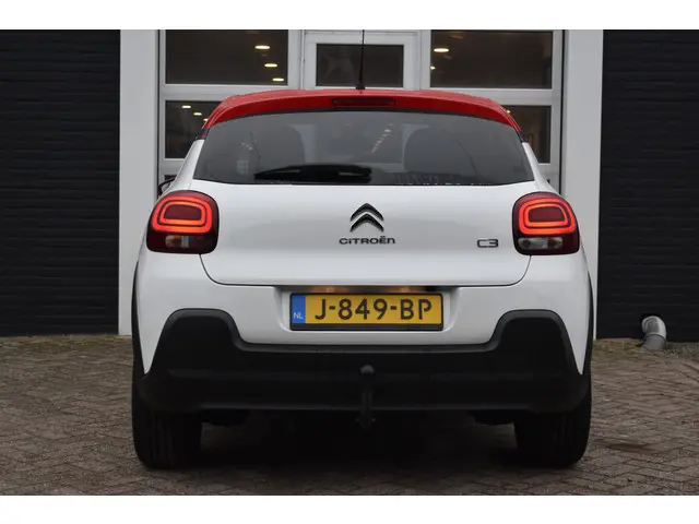 Citroën C3 PureTech 110 Shine 2020 Benzine 26