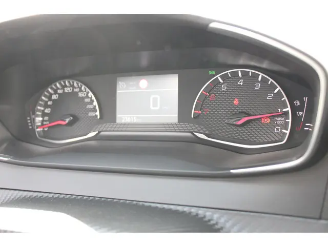 Peugeot 208 1.2 PureTech Active Pack 2023 Benzine 13