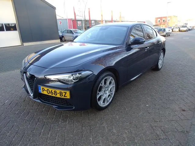 Alfa Romeo Giulia 2.0Turbo 200PK AUTOMAAT 2019 Benzine 9