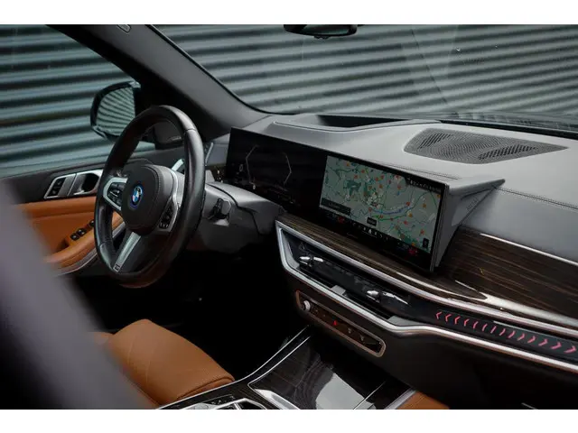 BMW X5 xDrive50e M-Sport 2023 Hybride Benzine 42