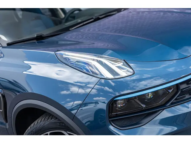 Lynk & Co 01 1.5 2021 Hybride Benzine 43