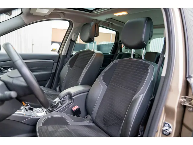 Renault Scénic Xmod 1.2 TCe Bose 2013 Benzine 16