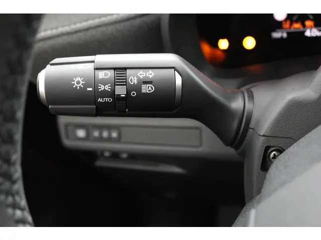 Lexus LBX 2WD 2025 Hybride Benzine 30