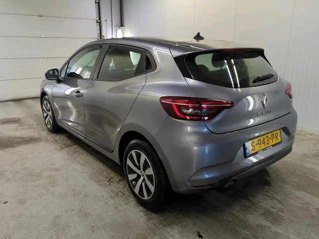 Renault Clio 1.0 TCe 90 Equilibre 2023 Benzine 8