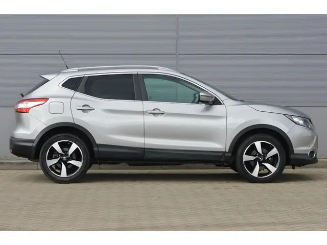 Nissan QASHQAI 1.2 Connect Edition 2015 Benzine 15
