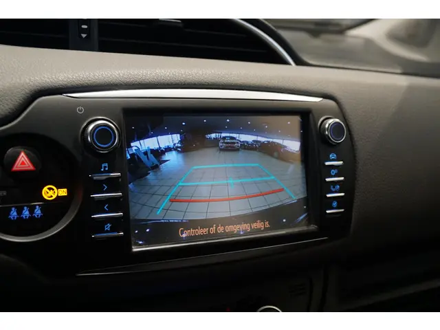 Toyota Yaris 1.5 Hybrid Active 2019 Hybride Benzine 15