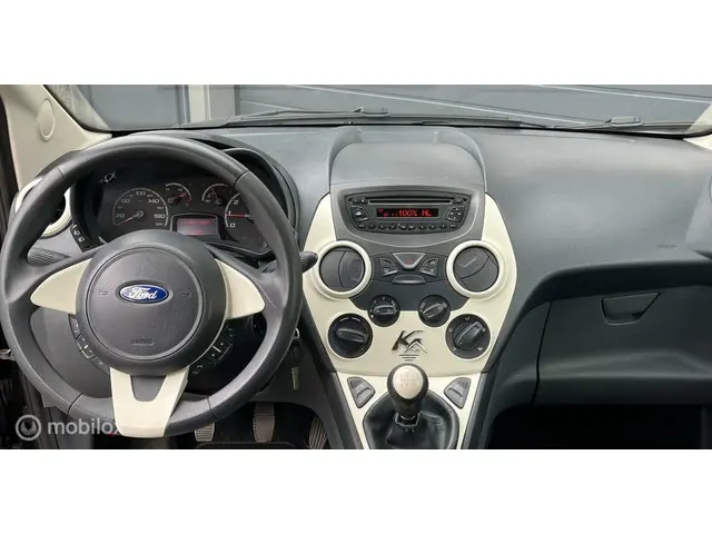 Ford Ka 1.2 Style start/stop AIRCO 2013 Benzine 17