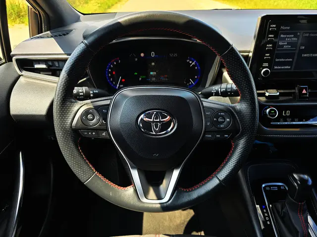 Toyota Corolla 1.8 Hybrid GR-Sport 2022 Hybride Benzine 25