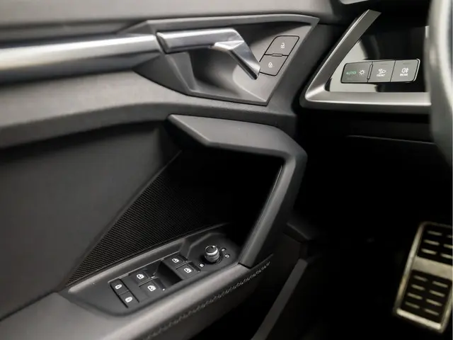 Audi A3 Sportback 30 TFSI S-Line Sport 2022 Benzine 25