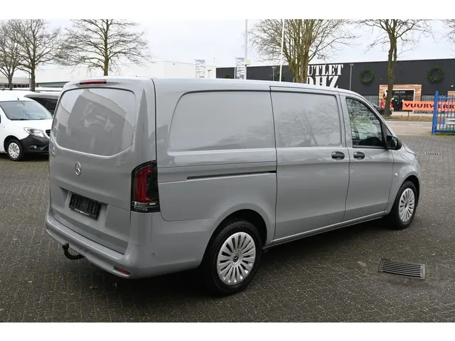 Mercedes-Benz Vito 3