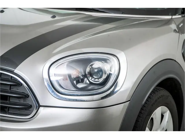 MINI Countryman 1.5 Automaat One Salt 2020 Benzine 21