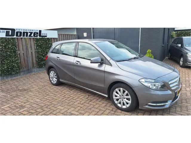 Mercedes-Benz B-Klasse 2