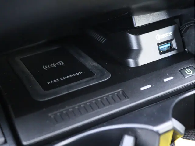 Mercedes-Benz C-Klasse 180 Avantgarde 2020 Benzine 52