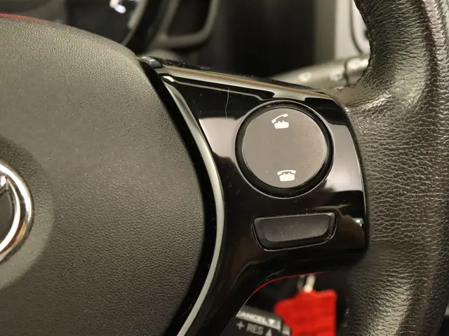Toyota Aygo 1.0 VVT-i x-play limited 2019 Benzine 24