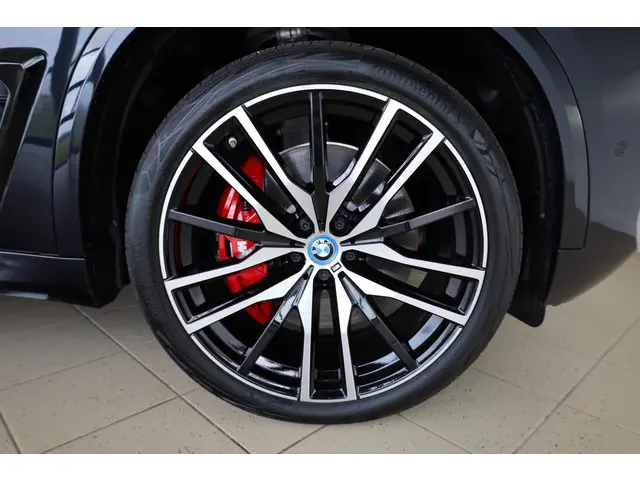 BMW X5 xDrive50e 2025 Hybride Benzine 6