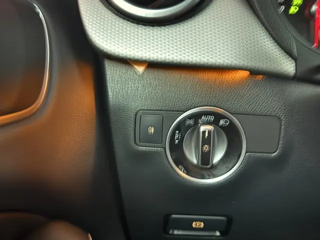 Mercedes-Benz B-Klasse 180 Ambition 2017 Benzine 26