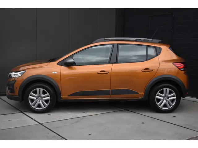 Dacia Sandero Stepway TCe 90 CVT Expression 2023 Benzine