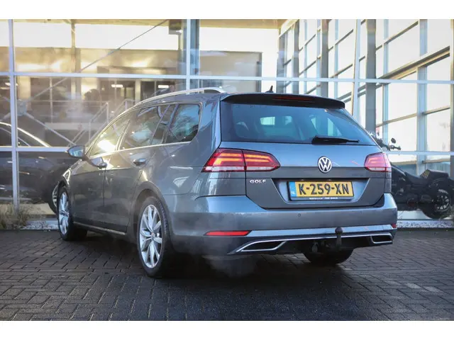 Volkswagen Golf Variant 1.5 TSI HL Bns R 2020 Benzine 2