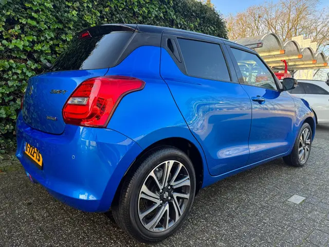 Suzuki Swift 1.2 Style Smart Hybrid 2021 Hybride Benzine 6