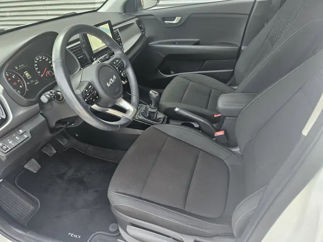 Kia Rio 1.0 T-GDi MHEV DynamicLine 2021 Hybride Benzine 8