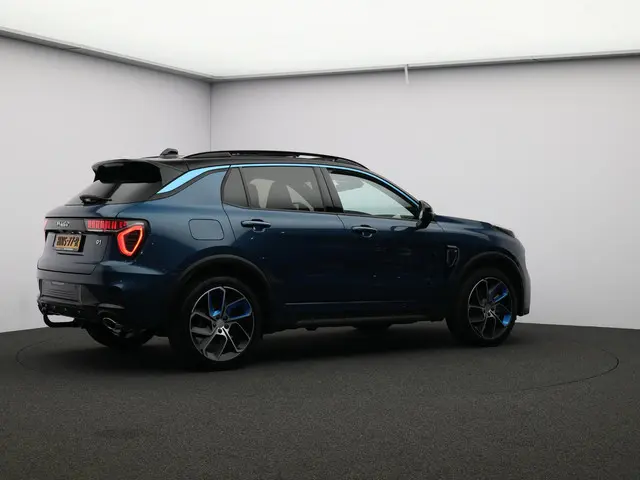 Lynk & Co 01 1.5 2025 Hybride Benzine 38