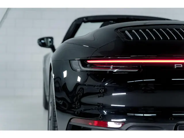 Porsche 911 Carrera 4S Cabriolet 2020 Benzine 9